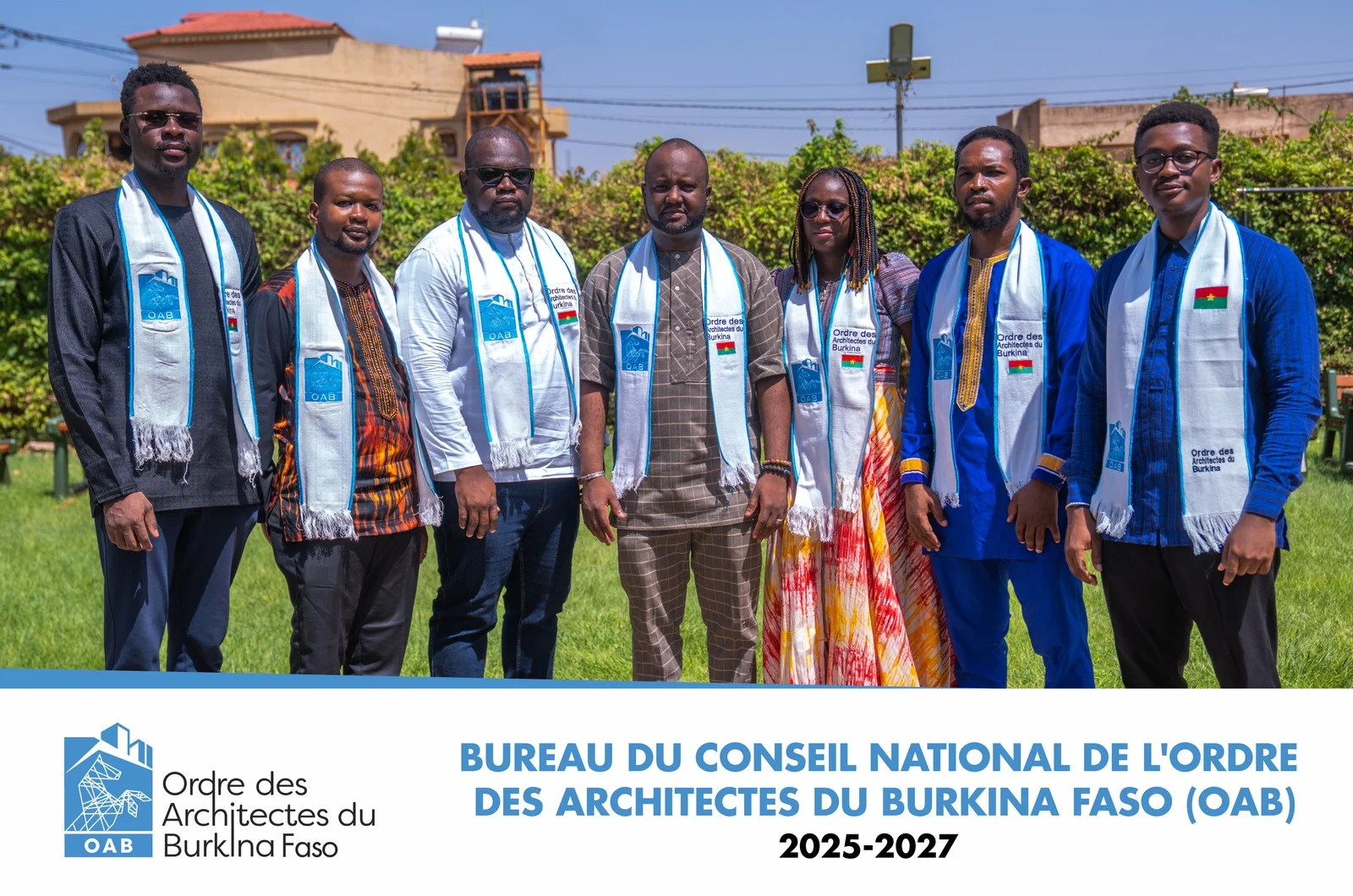 Photo de groupe de membres de l'ordre